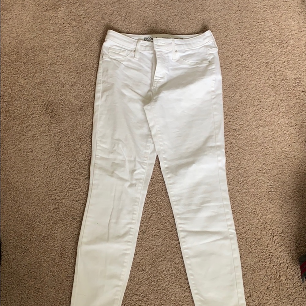 Mossimo High Rise White Jeggings